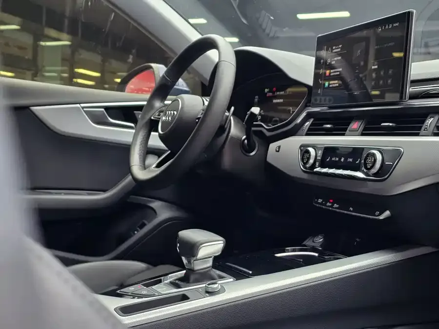 Audi A5 Audi A5 (Imported) 2023 Sportback 40 TFSI Stylish Dynamic Edition 2024 — миниатюра 4