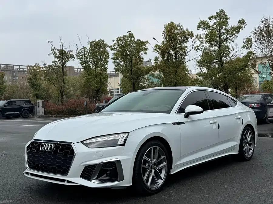 Audi A5 2023