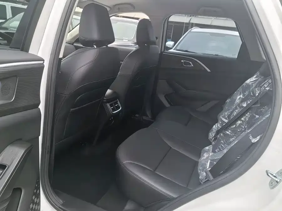 Haval H6L Haval H6L 2026 2.0T Max 2026 — миниатюра 3