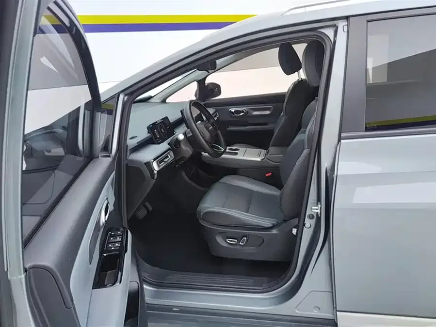 AION AION Y AION Y 2022 Plus 70 Smart Edition 2023 — миниатюра 3
