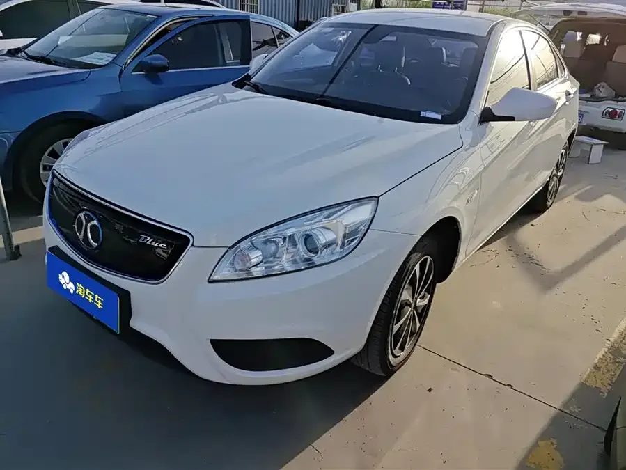 BAIC EU 2018 EU Quick Change Le Tu Edition 2024 — фото 1, купить с доставкой в Москву