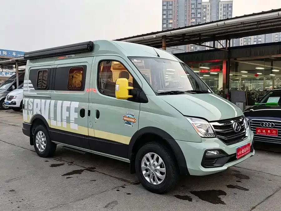 Maxus SAIC MAXUS V80 RV SAIC MAXUS V80 RV 2022 2.0T Traveler RVLIFE Camping Edition 2023 — миниатюра 2