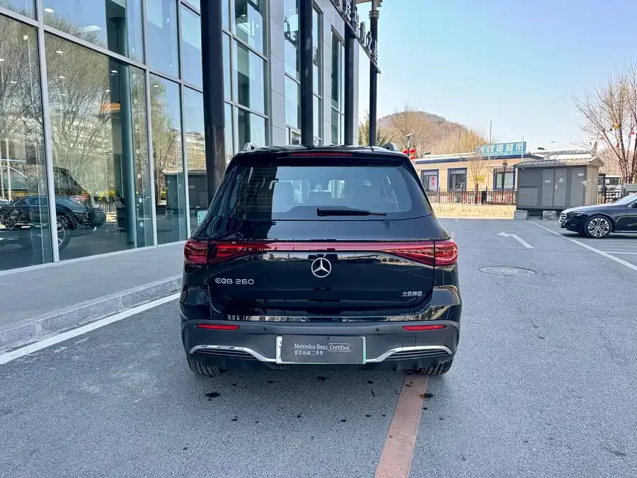 Mercedes-Benz EQB Mercedes-Benz EQB 2024 EQB 260 2025 — миниатюра 3