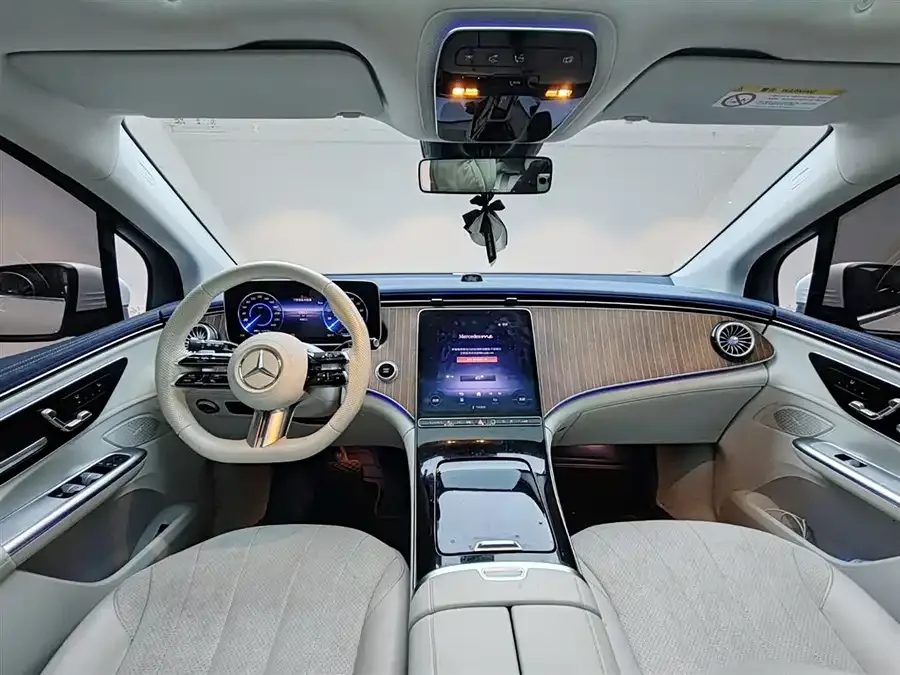 Mercedes-Benz EQE SUV Mercedes-Benz EQE SUV 2023 350 4MATIC Pioneer Edition 2023 — миниатюра 3