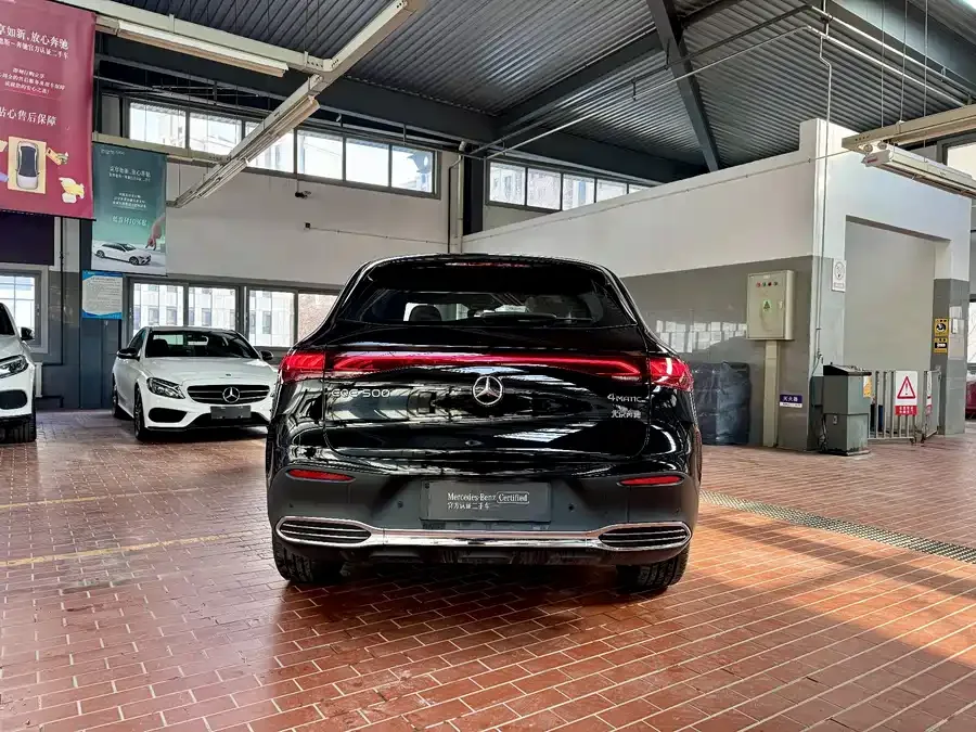 Mercedes-Benz EQE SUV Mercedes-Benz EQE SUV 2024 500 4MATIC Pioneer Edition 2025 — миниатюра 4