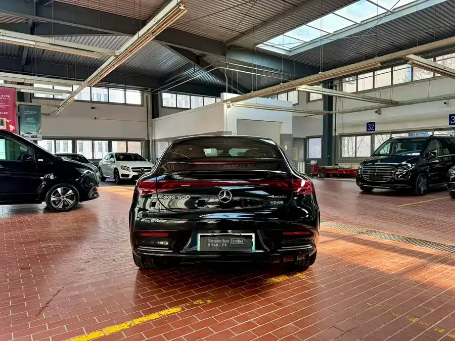 Mercedes-Benz EQE Mercedes-Benz EQE 2025 500 4MATIC Pioneer Edition 2025 — миниатюра 3
