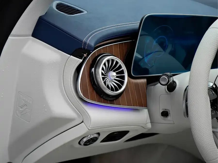 Mercedes-Benz EQE Mercedes-Benz EQE 2025 500 4MATIC Pioneer Edition 2026 — миниатюра 4