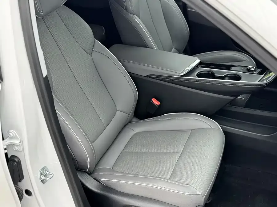 Buick E5 2025 620KM Premium Edition 2025 — миниатюра 5