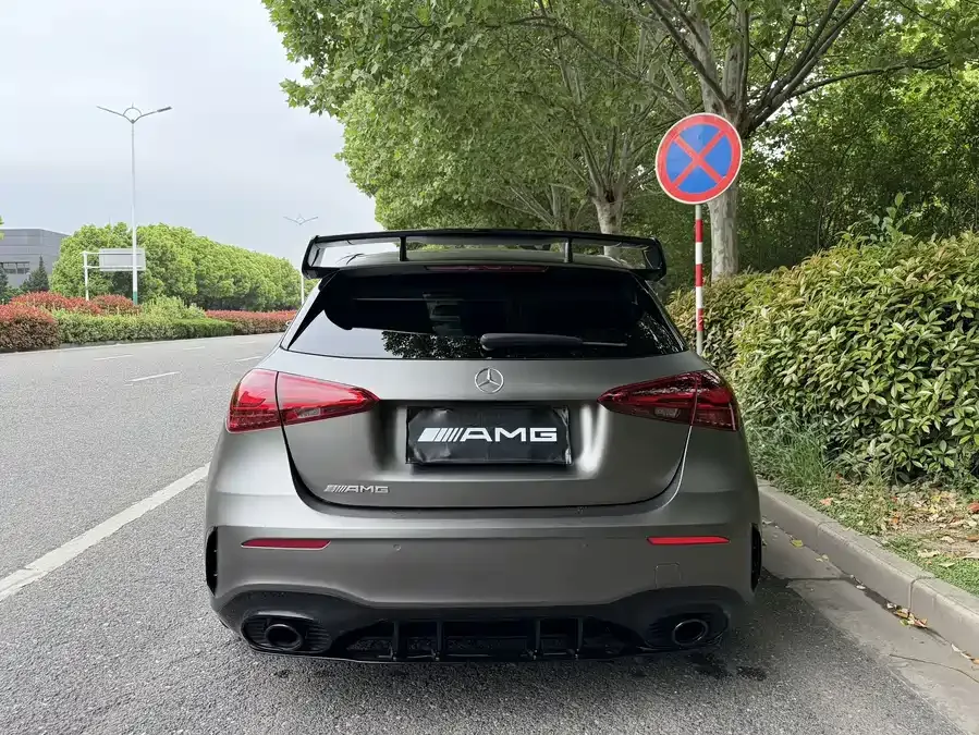 Mercedes-Benz A-Class AMG Mercedes-Benz A-Class AMG (Imported) 2024 AMG A 35 4MATIC 2024 — миниатюра 2