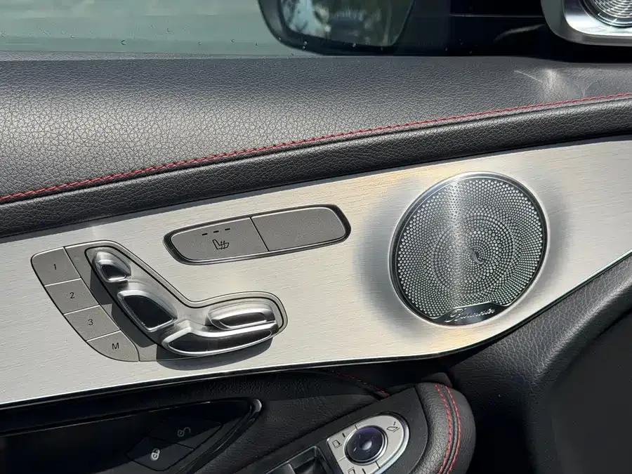 Mercedes-Benz GLC AMG Mercedes-Benz GLC AMG 2022 AMG GLC 43 4MATIC 2023 — миниатюра 2