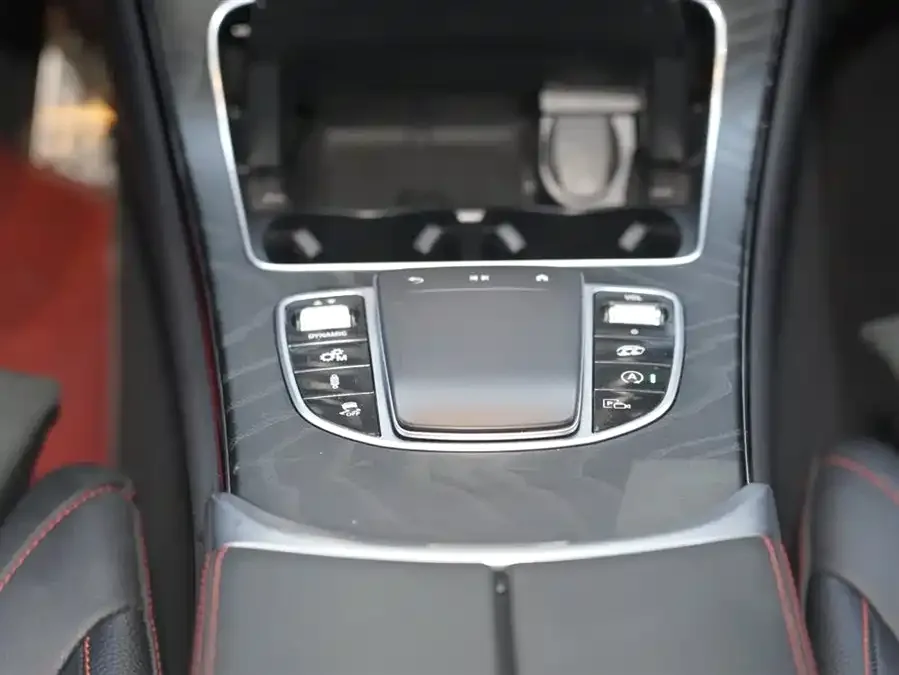Mercedes-Benz GLC AMG Mercedes-Benz GLC AMG 2022 AMG GLC 43 4MATIC 2022 — миниатюра 5