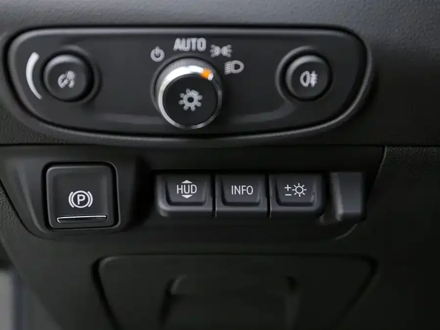 Buick Envision 2022 Angkeqi 652T 4WD flagship model 6 seats 2023 — миниатюра 5