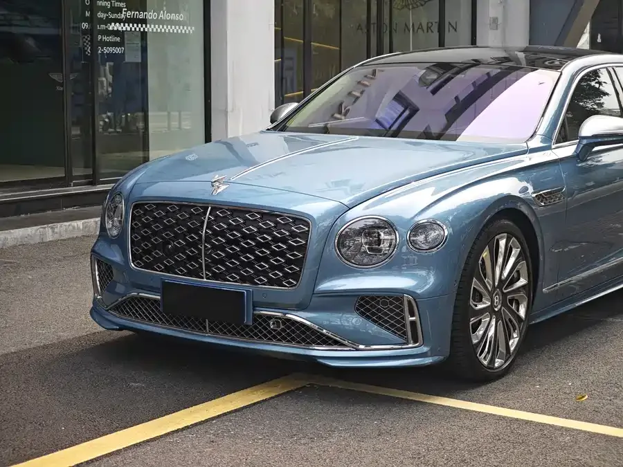 Bentley Flying Spur PHEV 2025