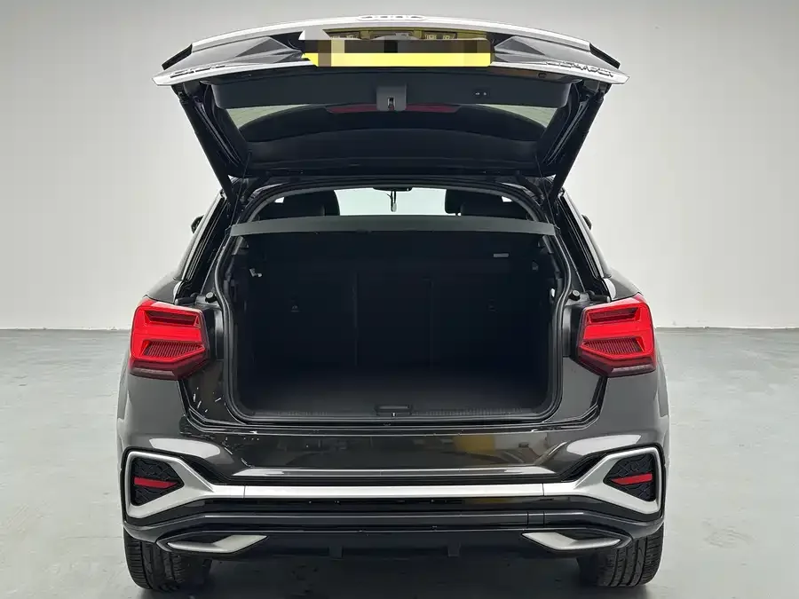 Audi Q2L 2023 35TFSI Stylish Dynamic Edition 2024 — миниатюра 4