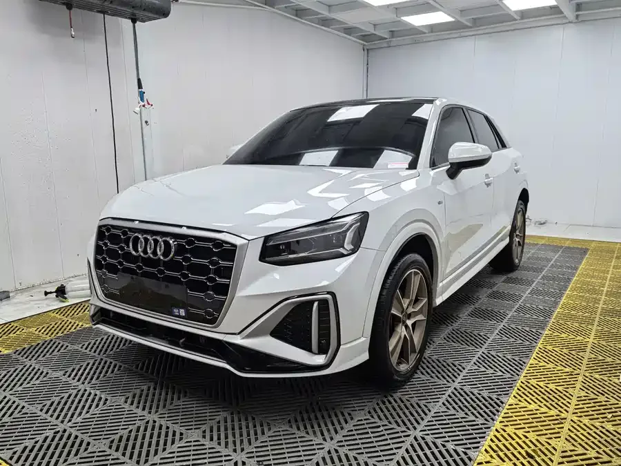 Audi Q2L 2022 35 TFSI Fashion Dynamic Edition 2023 — фото 1, купить с доставкой в Москву