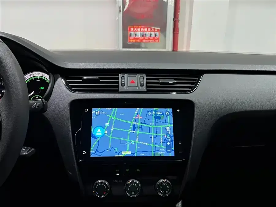 Skoda Octavia Octavia 2022 1.5L Automatic Comfort Edition 2022 — миниатюра 4