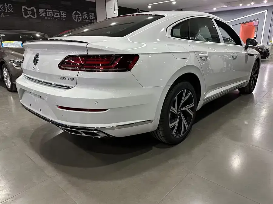Volkswagen FAW- CC FAW-Volkswagen CC 2021 330TSI Launch Special Edition 2022 — миниатюра 5