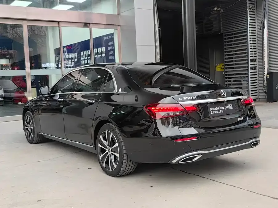 Mercedes-Benz E-class new energy Mercedes-Benz E-Class New Energy 2022 E 350 e L Plug-in Hybrid Sedan 2022 — миниатюра 2