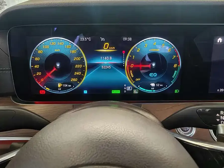 Mercedes-Benz E-class new energy Mercedes-Benz E-Class New Energy 2022 E 350 e L Plug-in Hybrid Sedan 2022 — миниатюра 4