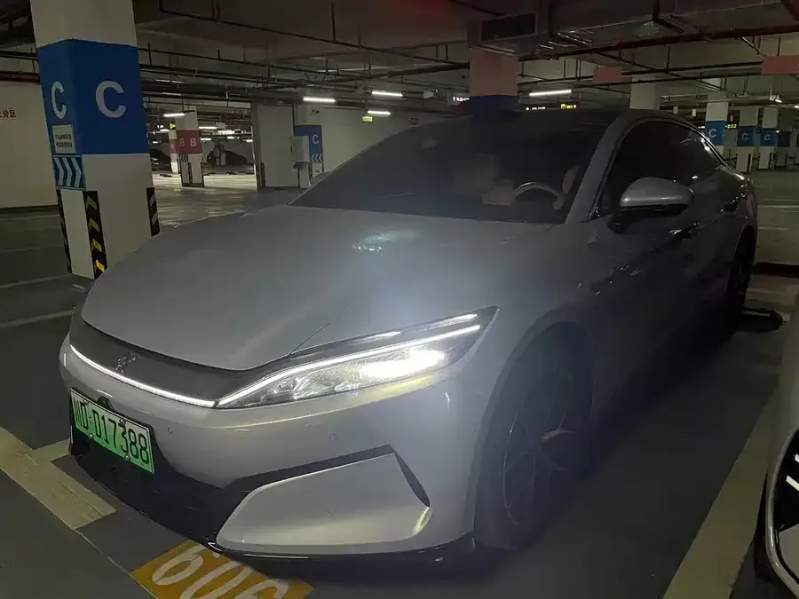 BYD Han L 2025