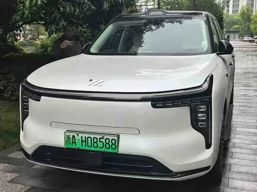 Zhiji LS9 2026