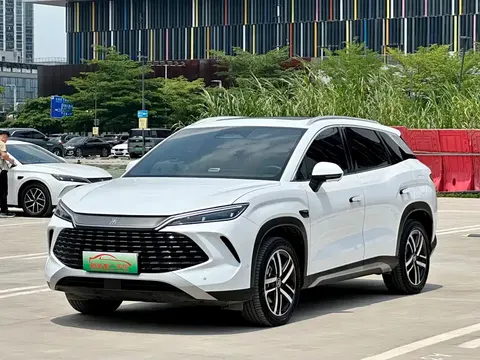 BYD Song L DM-i 2025 buy in Moscow