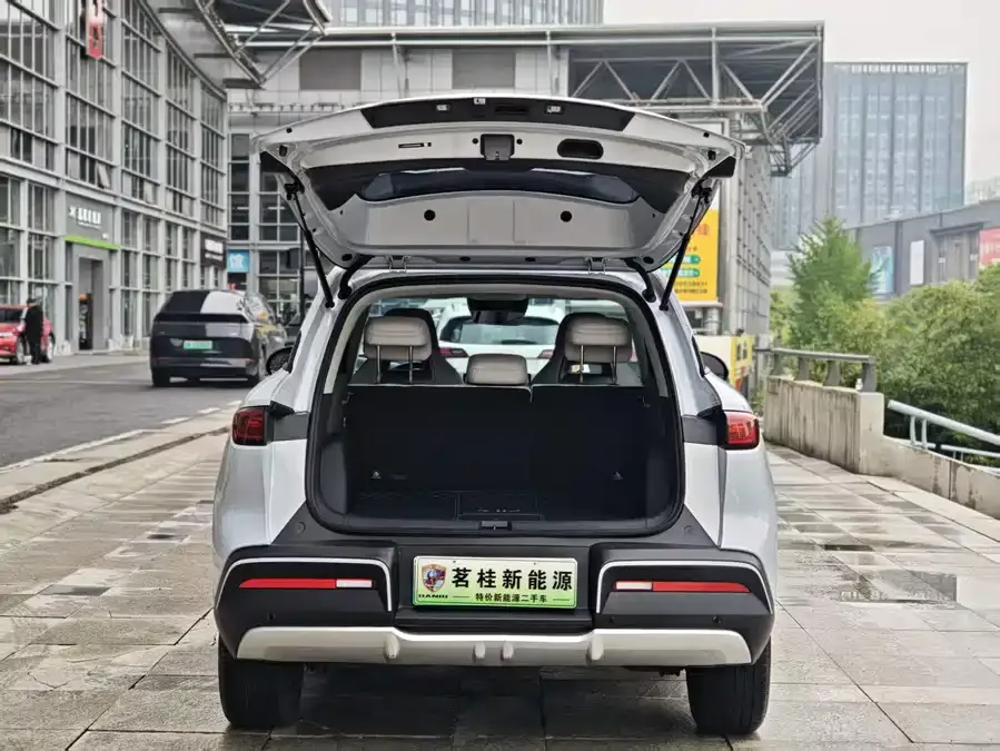 BYD Yuan Up Yuan UP 2025 Smart Driving Edition 401KM Vitality Edition 2025 — миниатюра 5