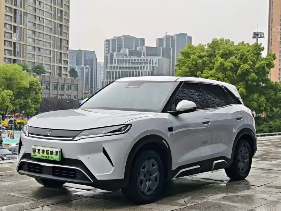 BYD Yuan UP Yuan UP 2025 Smart Driving Edition 401KM Vitality Edition 2025 — фото 1, купить с доставкой в Москву