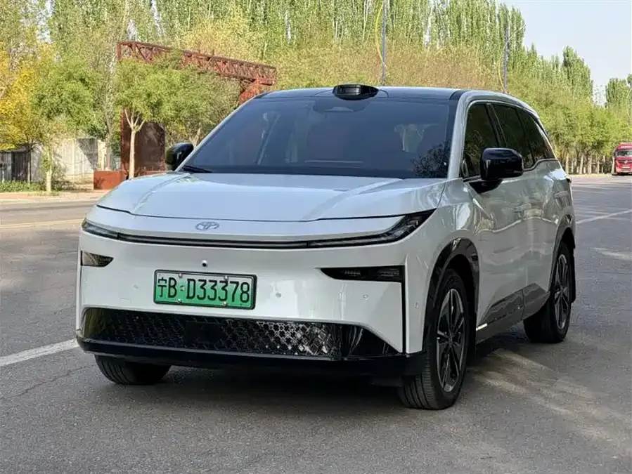 Toyota BZ3X Bozhi 3X 2025 520 Pro+ LiDAR Edition 2025 — фото 1, купить с доставкой в Москву
