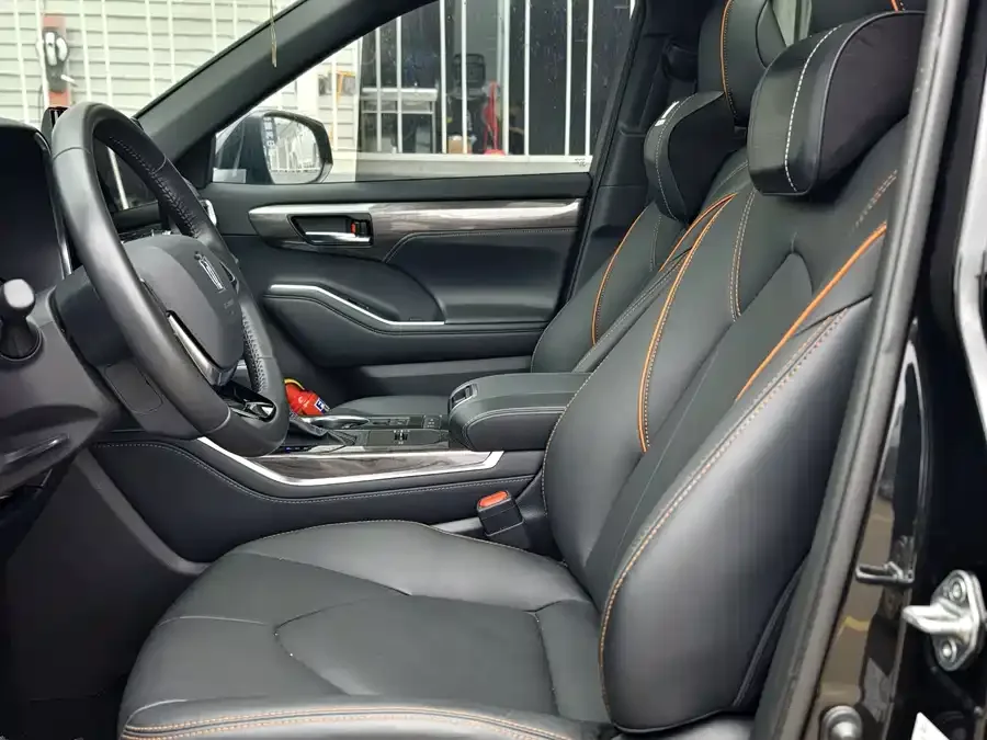 Toyota Crown Land Crown Land 2024 2.5L HEV 4WD Premium Edition 2024 — миниатюра 3