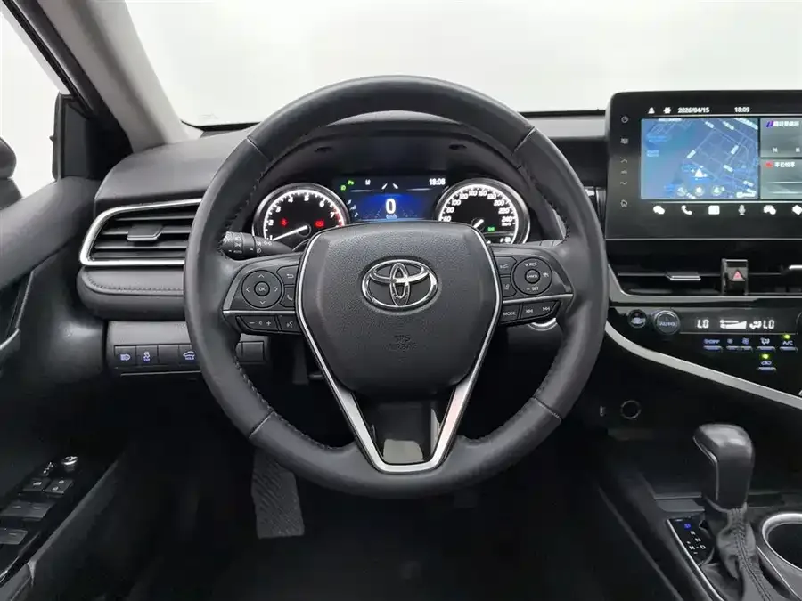 Toyota Camry Camry 2021 2.0G Deluxe Edition 2023 — миниатюра 5