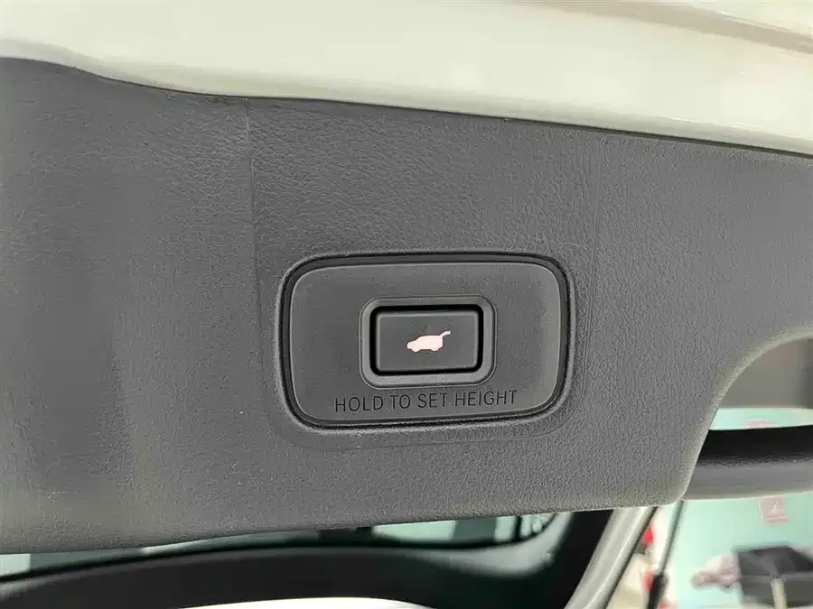 Honda UR-V 2023 370TURBO 4WD Honor Edition 2023 — миниатюра 5