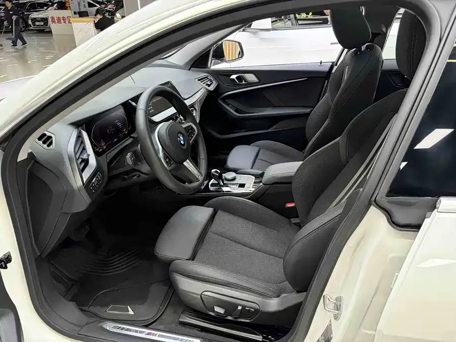 BMW 2 Series BMW 2 Series (Imported) 2021 225i Four-Door Coupe M Sport Package 2022 — миниатюра 4