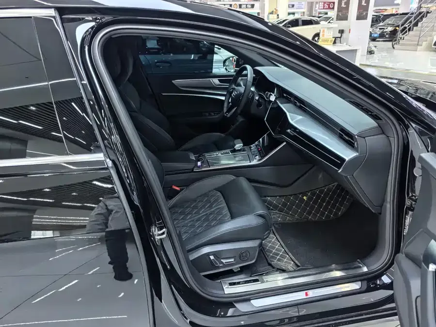 Audi A6L 2026 45 TFSI Premium Dynamic Edition 2026 — миниатюра 5