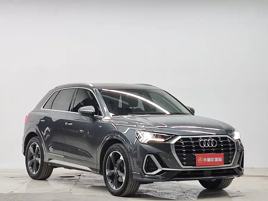 Audi Q3 2023 35 TFSI Fashion Dynamic Edition (1.4T) 2022 — миниатюра 3