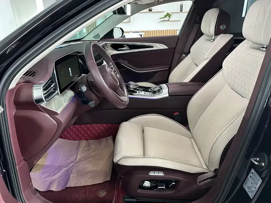 Hongqi H9 Hongqi H9 2020 facelift 2.0T Zhilian Qichang version 2022 — миниатюра 2