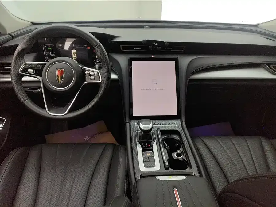 Hongqi H5 Hongqi H5 2024 1.5T DCT Zhilian Qiyun Edition 2024 — миниатюра 4