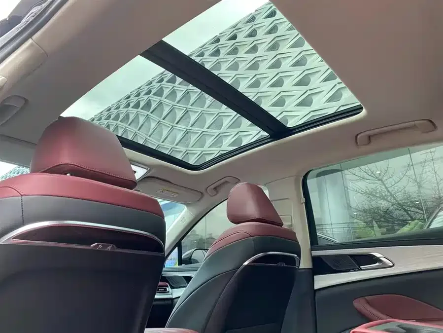 Hongqi H5 Hongqi H5 2025 1.5T DCT Xuanying Edition 2025 — миниатюра 2