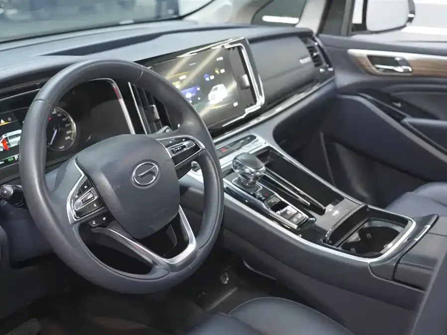 GAC Trumpchi M8 Trumpchi M8 2021 Lingxiu Series 390T Deluxe Edition 2022 — миниатюра 5