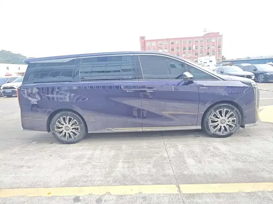 GAC Trumpchi E9 Trumpchi E9 2023 E9 MAX 2023 — миниатюра 2
