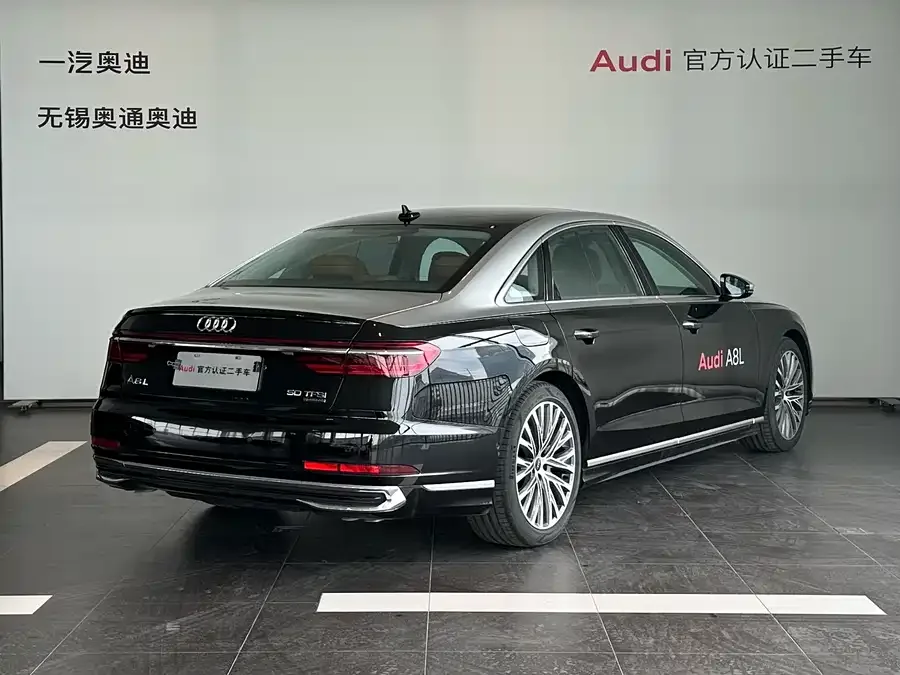 Audi A8 2024 A8L 50 TFSI quattro Premium Edition 2024 — миниатюра 4