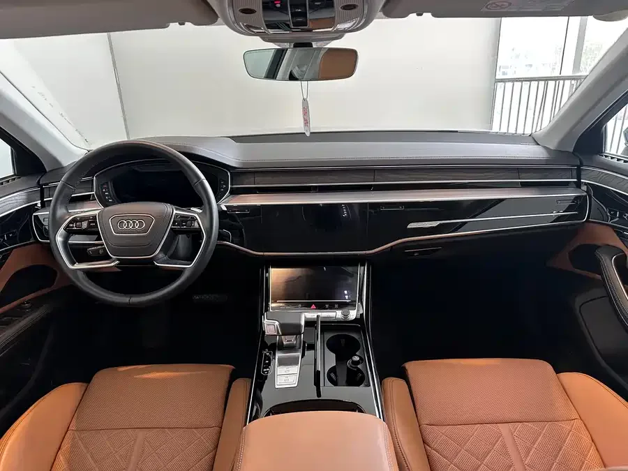 Audi A8 2024 A8L 50 TFSI quattro Premium Edition 2024 — миниатюра 5