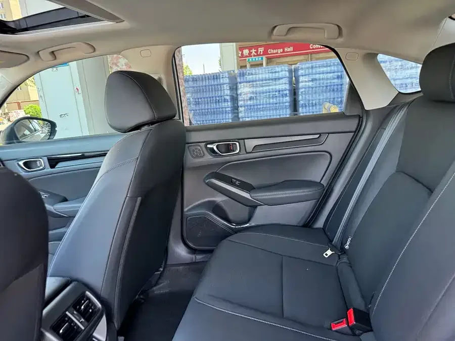 Honda Integra Stylish 2022 240TURBO CVT Phantom Night Tech Edition 2022 — миниатюра 3