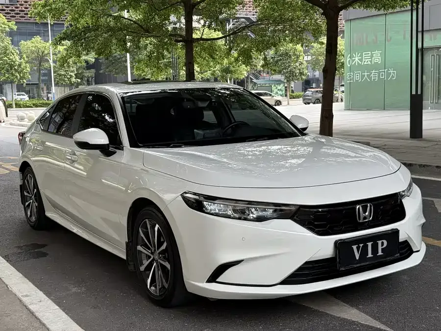Honda Integra Stylish 2023 240TURBO CVT Smart Edition 2024 — фото 1, купить с доставкой в Москву