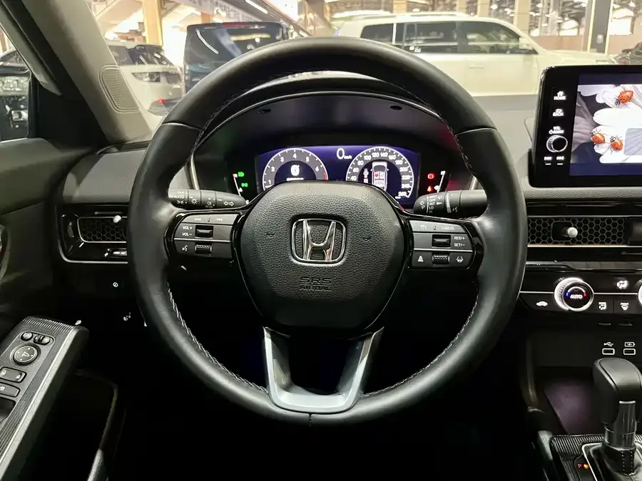 Honda Integra Stylish 2023 240TURBO CVT Deluxe Edition 2023 — миниатюра 3