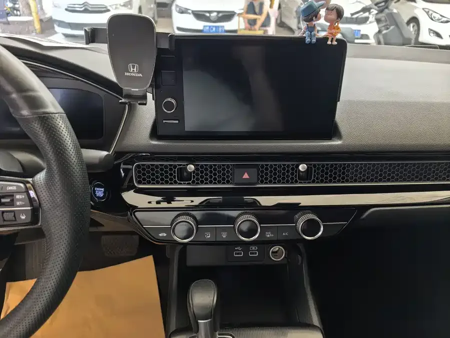 Honda Integra Stylish 2023 240TURBO CVT Deluxe Edition 2023 — миниатюра 3