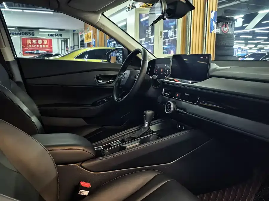 Honda Inspire Inship 2023 260TURBO Exquisite Edition 2023 — миниатюра 5