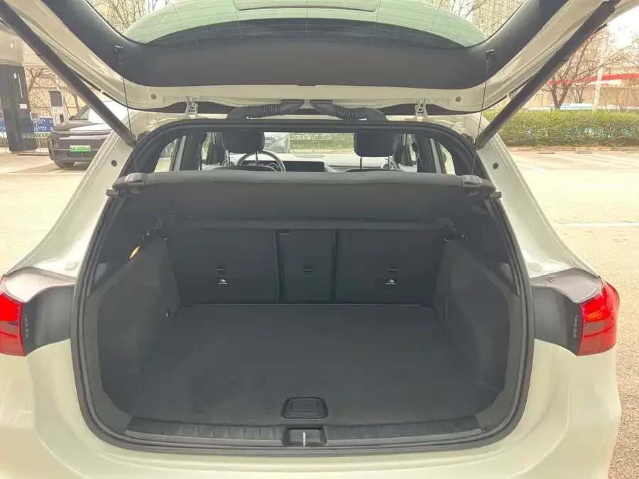 Mercedes-Benz GLA Mercedes-Benz GLA 2024 GLA 220 2024 — миниатюра 3