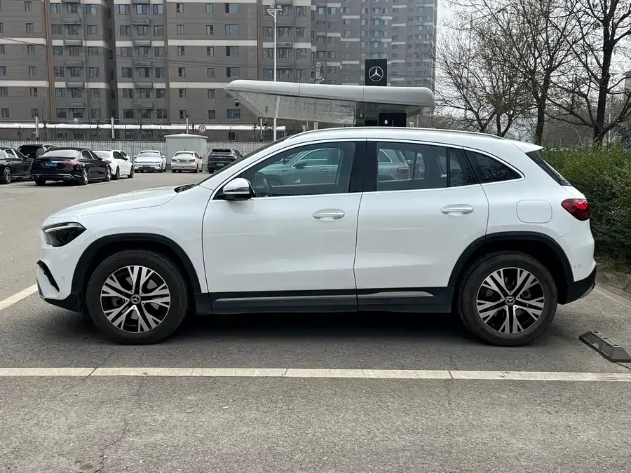 Mercedes-Benz GLA Mercedes-Benz GLA 2024 GLA 220 2024 — миниатюра 4