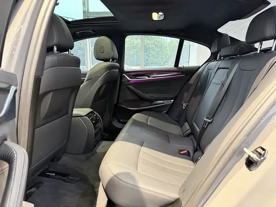 BMW 5 Series BMW 5 Series (Imported) 2022 facelift 525i M Sports Package 2023 — миниатюра 5